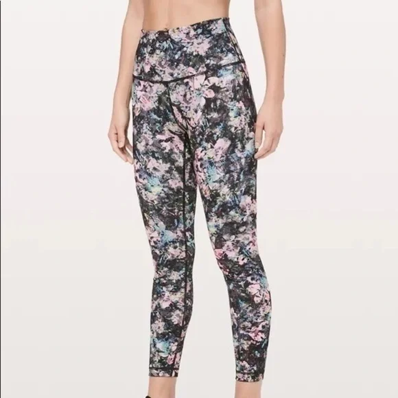 Lululemon Wunder Under HR Tight 25FLN size 4